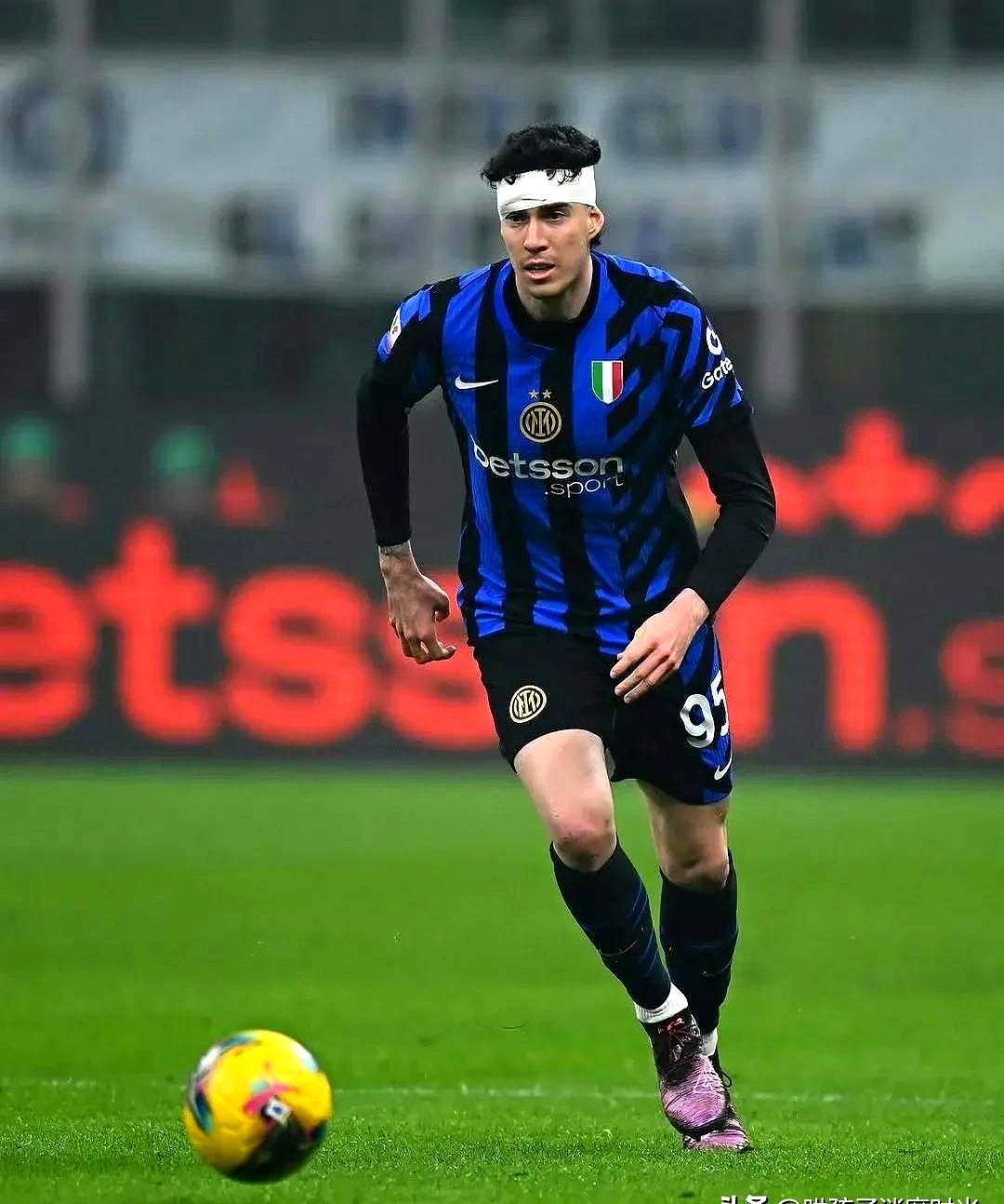 金年会官方在线入口-包含今晚意大利杯焦点战；国际米兰迎来里程碑；赛场秩序良好；控场能力受关注的词条