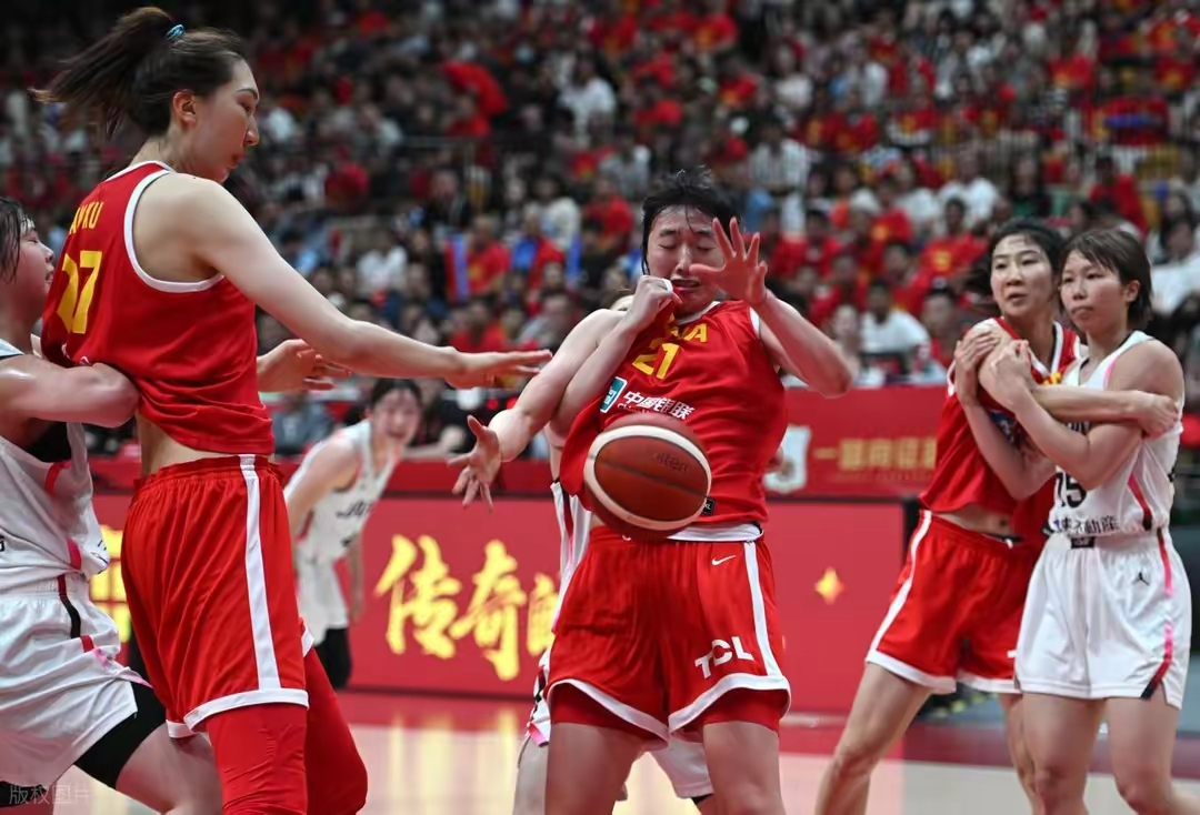 金年会官方在线入口-今夜体能课后，多特蒙德回应争议备战CBA常规赛，悬念犹存，临场指挥获称赞的简单介绍